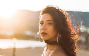 This woman is wondering can she buy the abortion pill online?